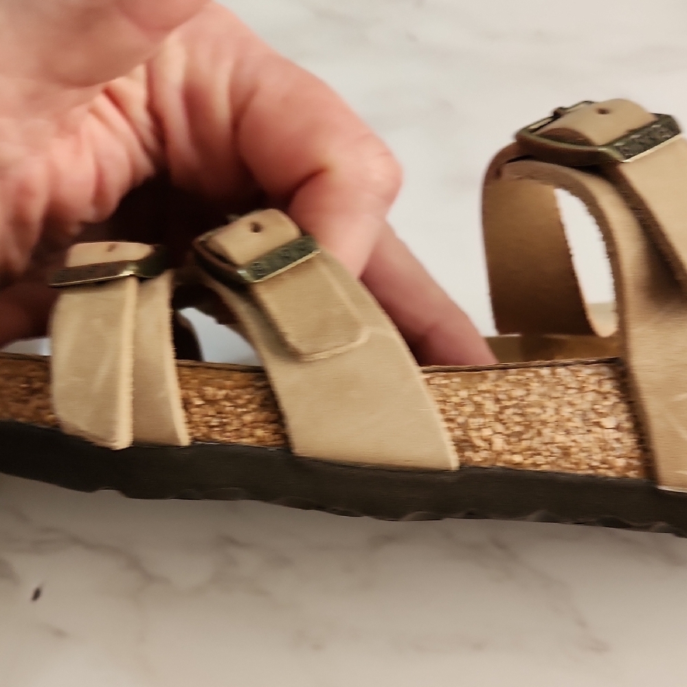 Birkenstock Tan Sandals with Adjustable Straps Like New - Picture 9 of 12